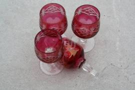 Set glaasjes gekleurd glas