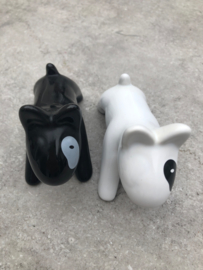 Peper en zoutstel hond