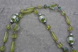 Lange ketting geel