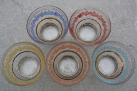 Set van 5 gekleurde glaasjes/schaaltjes