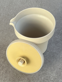 Tupperware Melkkannetje