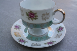 Klassiek kopje groen, roze, goud