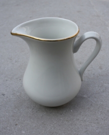 Melkkannetje wit met goud Thun