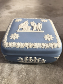 Wedgwood Jasperware Apollo Blue doosjes