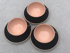 Vintage kopjes Villeroy & Boch Mettlach zalm-bruin