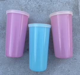 Vintage Tupperware tumblers ; set van 3