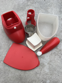 Tupperware rasp met bewaardoosje crème-rood