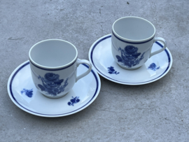 2 koffiekopjes Winterling Röslau korenblauw