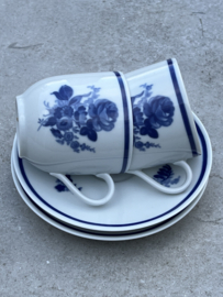 2 koffiekopjes Winterling Röslau korenblauw