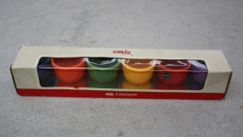 Vintage set kunststof eierdopjes "Emsa"