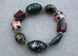 Armband groen, zwart, oranje