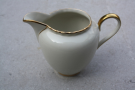 Melkkan crème met goud Bavaria Victoria
