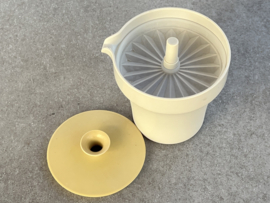 Tupperware Melkkannetje