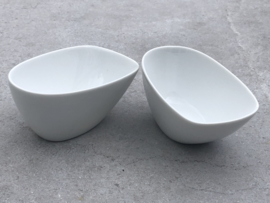 2 schaaltjes Kahla modern wit