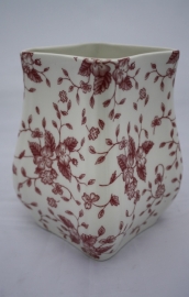 Engelse vaas bordeaux bloem