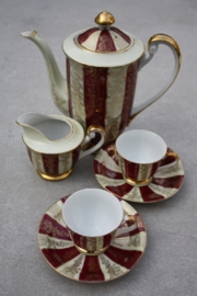 Brocante koffiesetje creme/bordeaux/goud