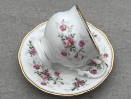 Kopje Elizabethan Staffordshire DE roze roos