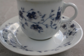 Koffiekopje donkerblauwe bloem