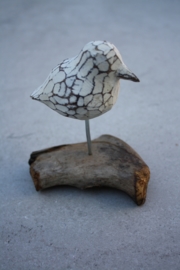 Vogel op houten voet whitewash 5