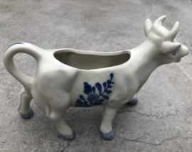 Grote melkkan koe “Delfts blauw” genummerd