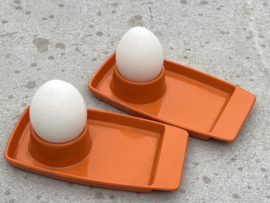 Oranje vintage kunststof eierdopjes