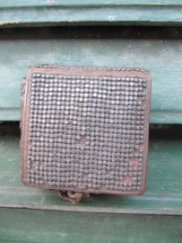 Antiques quite nicely crafted leather cartridge pouch