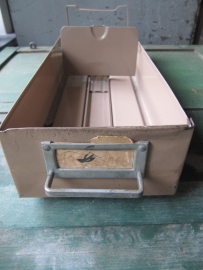 Metal tray / drawer