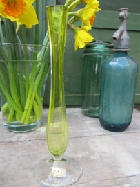 Brocante glazen vaasje geel/groen van Val St. Lambert