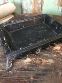 Antique cast iron vide poche