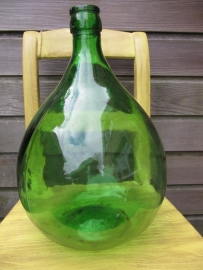 Brocante groene glazen bolle gistfles