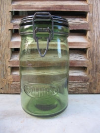 Solidex old jar 1 liter with a flat lid