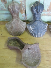 Set van 4 Antieke Franse gietijzeren badpoten