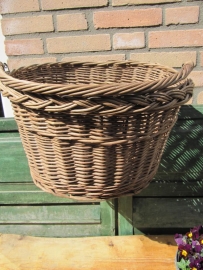 Large wicker bike basket