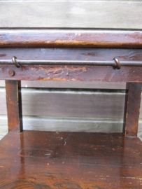 Leuk brocante houten tafeltje