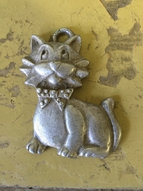 Old French symbol of a cat