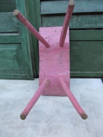 Brocante pink wooden stool