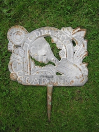 Tuinpikker "I dig my garden"