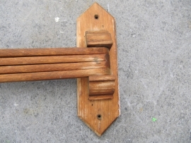 Houten wandhanddoekrek