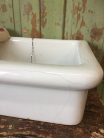 Brocante porseleinen wasbak