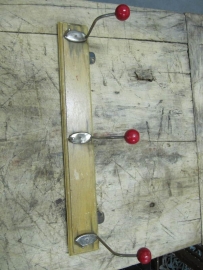Brocante hanger with 3 hooks