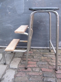 Vintage stepladder / folding stool