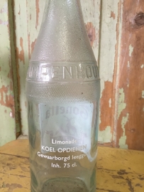 Oude Limonade fles