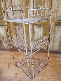 Metal wire rack