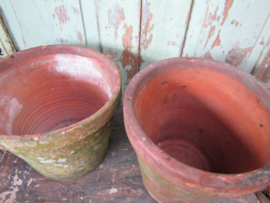 Antieke grote terracottapot