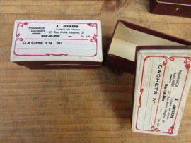 Oud medicijndoosje