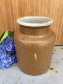 Brocante aardewerk pot