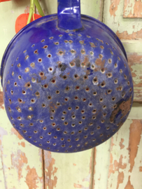 Brocante emaille vergiet met steel