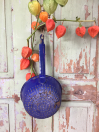 Brocante emaille vergiet met steel