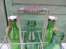 Metalen flessenrek