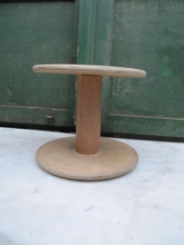 Oude Franse houten garenklos